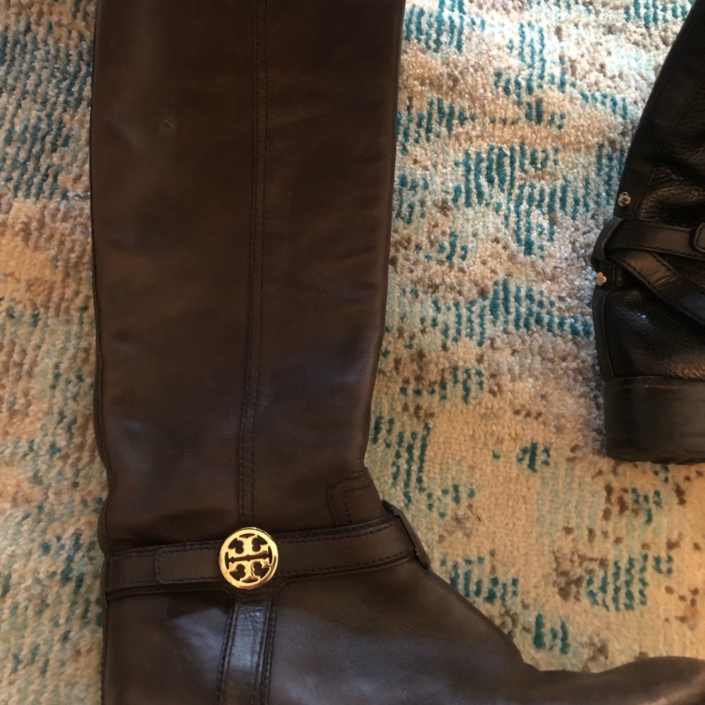 Authentic Tory Burch knee high boots . 
Brown . Great condition
